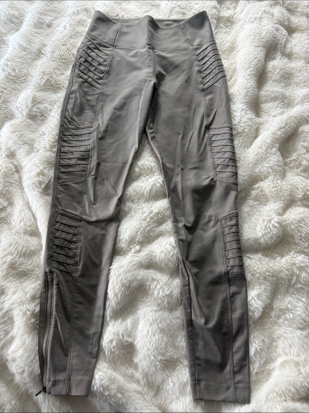 Athleta Gray Delancey Gleam Moto Tight